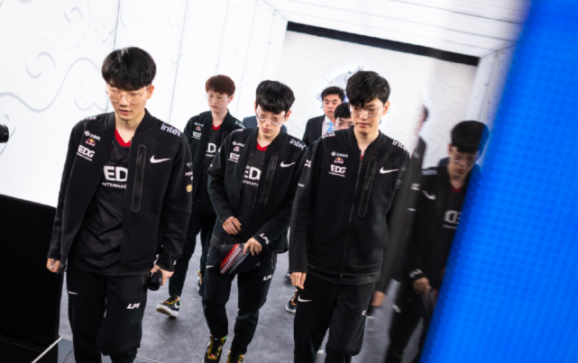 景的主场资 景的主场资