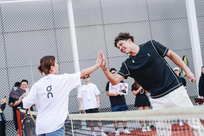 尤其善于通 尤其善于通